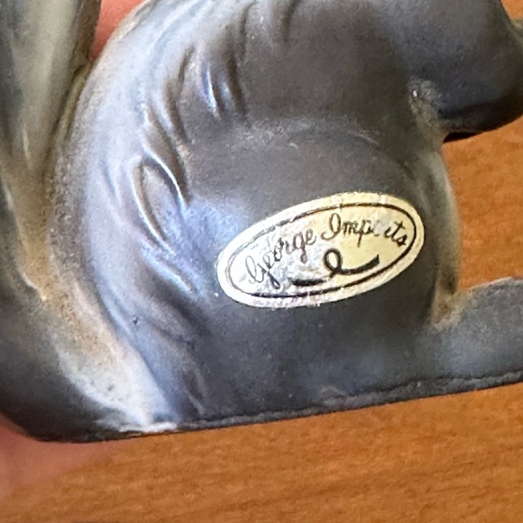 Skunk Figurines - Picture 7 of 9